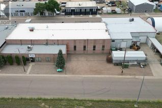 Industrial Property for Sale, 1954 10 Avenue Nw, Medicine Hat, AB