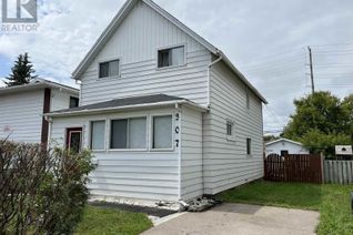 Detached House for Sale, 307 Vickers St N, Thunder Bay, ON