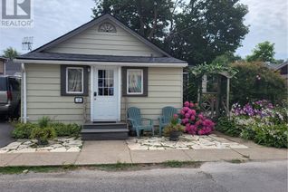Property for Sale, 15 Loomis Crescent, Crystal Beach, ON