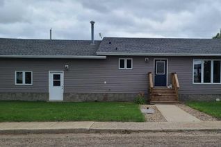 Detached House for Sale, 4821 48 Street, Hardisty, AB