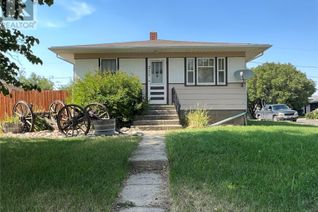 House for Sale, 211 6th Avenue W, Shaunavon, SK
