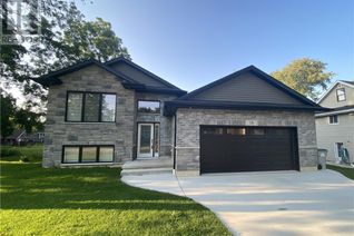 Bungalow for Sale, 18 Palace Street, Forest, ON
