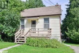 Detached House for Sale, 4 Duncan Street E, Huntsville, ON