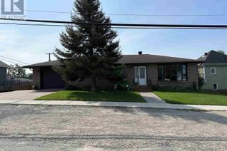 Bungalow for Sale, 292 Sixth St, Cochrane, ON
