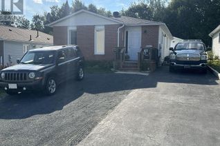 Property for Sale, 70 Taylor Blvd, Elliot Lake, ON