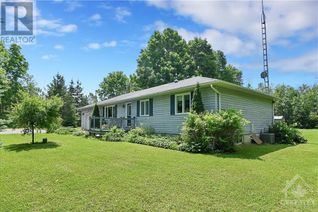 Bungalow for Sale, 442 Bolton Road, Merrickville, ON