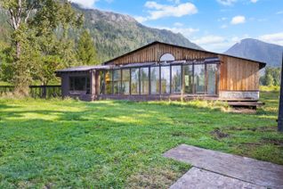 House for Sale, 16465 Wadds Road, Crawford Bay, BC
