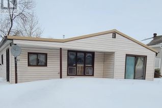 House for Sale, 211 2nd Avenue, Lampman, SK