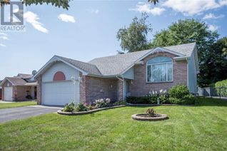 Property for Sale, 256 Northwoods Crescent, Cornwall, ON