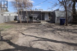 Detached House for Sale, 304 1st Street W, Delisle, SK