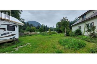 Property for Sale, 809 Mackay Street, Bella Coola, BC