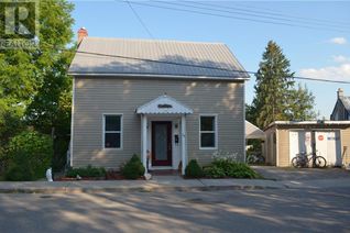 Property for Sale, 35 Carss Street, Arnprior, ON