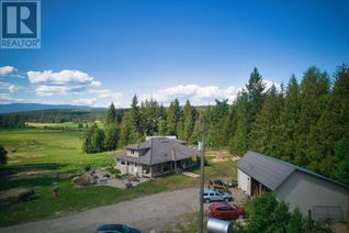 Detached House for Sale, 1711 Davies Road, Sorrento, BC