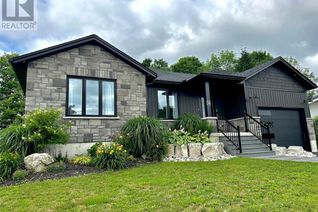 Bungalow for Sale, 36 Ann Street S, Clifford, ON