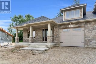 Bungalow for Sale, 524 Newfoundland Street, Mount Forest, ON