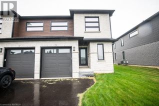 Semi-Detached House for Sale, 139 Jefferey Way, Mount Forest, ON