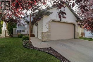 Bungalow for Sale, 185 Alberts Close, Red Deer, AB