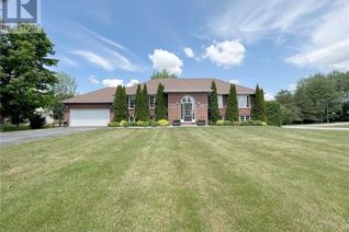 Bungalow for Sale, 5370 3 Sunnidale Concession, New Lowell, ON