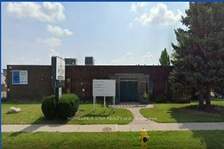 Commercial/Retail Property for Lease, 227 Bowes Rd, Vaughan, ON