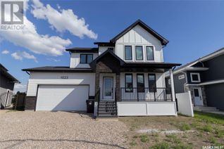 Detached House for Sale, 1023 Glacial Shores Common, Saskatoon, SK