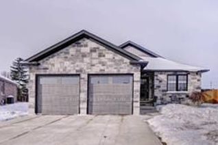 Bungalow for Sale, 770 Davidson Ave S, North Perth, ON