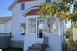Detached House for Sale, 599 Helen St, Thunder Bay, ON