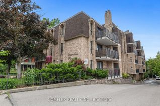 Apartment for Sale, 15390 Yonge St #404, Aurora, ON