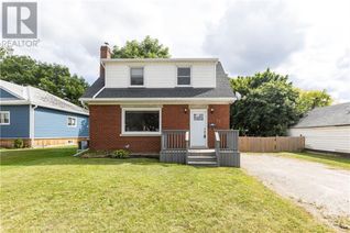 House for Sale, 17 Anderson Street, Smiths Falls, ON