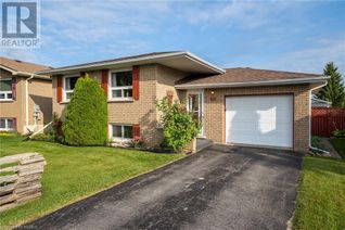 Property for Sale, 20 Andrew Drive, Lindsay, ON