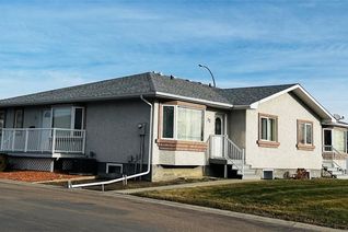 Semi-Detached House for Sale, 12 701 North Street, Swift Current, SK