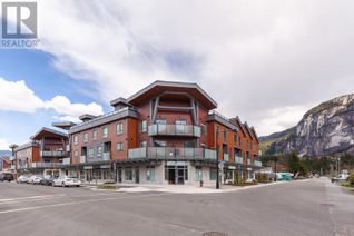 Townhouse for Sale, 37808 Third Avenue #202, Squamish, BC