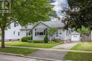 Bungalow for Sale, 5 Montgomery Avenue, St. Catharines, ON