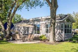 Bungalow for Sale, 981 County Road 2 #441, Lakeshore, ON