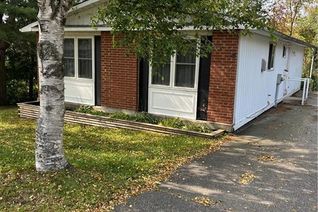 Bungalow for Sale, 20 Queen Street, Parry Sound, ON