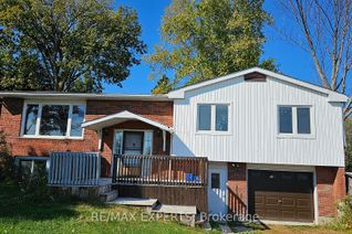 Detached House for Rent, 2336 Highway 11 St S #Main, Oro-Medonte, ON