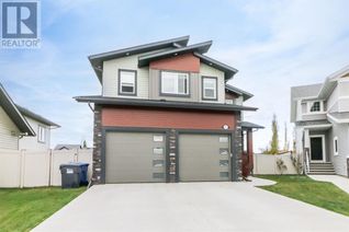 Detached House for Sale, 22 Victory Close, Red Deer, AB