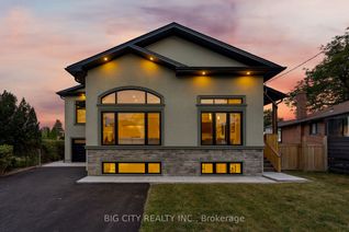 Bungaloft for Sale, 32 Warbeck Pl, Toronto, ON Bungaloft for Sale, 32 Warbeck Pl, Toronto, ON