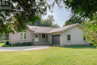 Detached House for Sale, 55 Isthmus Bay Road, Lion's Head, ON