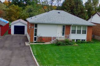 Bungalow for Rent, 152 Queen St, Newmarket, ON