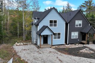 Semi-Detached House for Sale, 54 Long Hill Road, Mahone Bay, NS