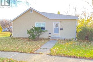 Detached House for Sale, 320 Aspen Street, Maple Creek, SK