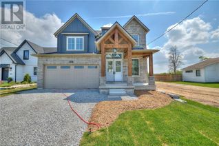 Detached House for Sale, 697 Quaker Road, Fonthill, ON