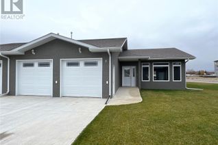 Semi-Detached House for Sale, 3 2330 Morsky Drive, Estevan, SK