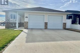 House for Sale, 800 Huntington Place, Swift Current, SK