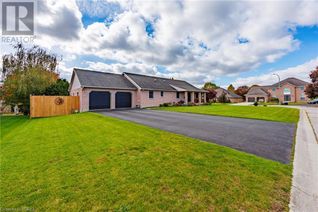 Bungalow for Sale, 12 Thomas Avenue, Tillsonburg, ON
