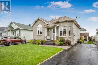 Property for Sale, 882 Pilon Street, Hawkesbury, ON Property for Sale, 882 Pilon Street, Hawkesbury, ON