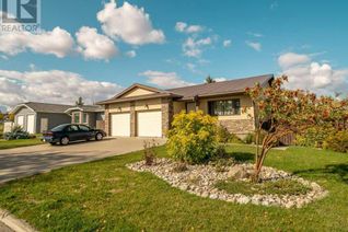 House for Sale, 735 Blairmore Street, Pincher Creek, AB