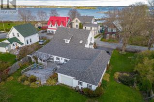 Detached House for Sale, 129 Hall Street, Lockeport, NS