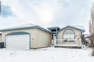 House for Sale, 8 Windsor Gate, Sylvan Lake, AB