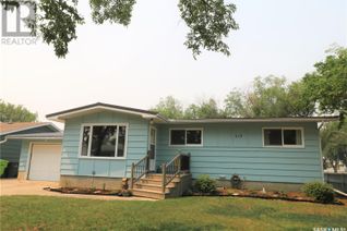 Bungalow for Sale, 319 Anglia Crescent, Rosetown, SK